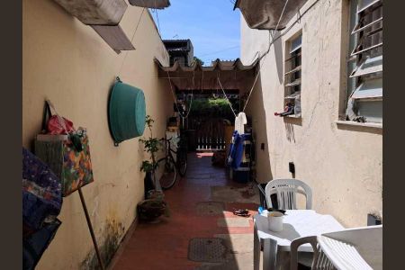 Casa de condomínio à venda com 137m², 2 quartos e 1 vaga