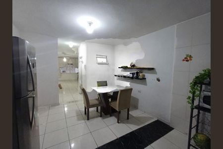 Casa à venda com 89m², 2 quartos e 1 vaga