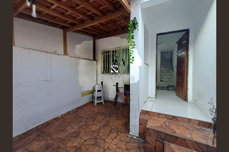 Casa à venda com 89m², 2 quartos e 1 vaga