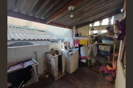 Casa à venda com 89m², 2 quartos e 1 vaga