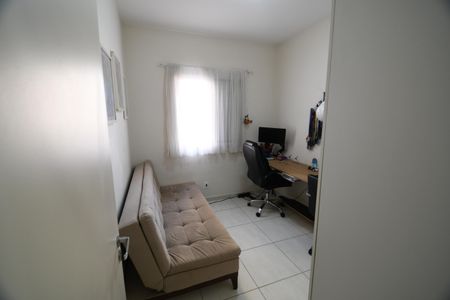 Apartamento à venda com 77m², 2 quartos e 1 vagaQuarto 1