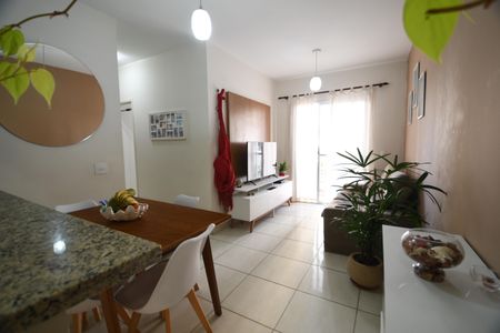 Sala de apartamento à venda com 2 quartos, 77m² em Bonfim, Campinas