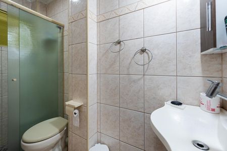 Banheiro de apartamento para alugar com 1 quarto, 40m² em José Menino, Santos