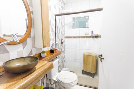 Apartamento à venda com 90m², 3 quartos e 2 vagas Apartamento à venda com 90m², 3 quartos e 2 vagasBanheiro