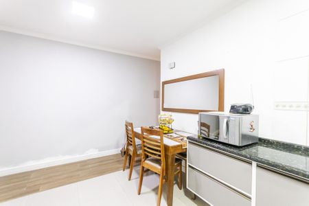 Apartamento à venda com 90m², 3 quartos e 2 vagas Apartamento à venda com 90m², 3 quartos e 2 vagasCozinha