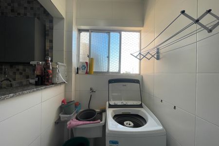 Apartamento à venda com 70m², 2 quartos e 1 vagaÁrea de Serviço