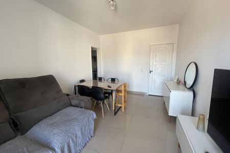 Sala de apartamento à venda com 2 quartos, 70m² em Vista Alegre, Rio de Janeiro
