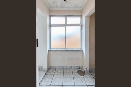 Apartamento à venda com 115m², 3 quartos e 1 vagaÁrea de Serviço