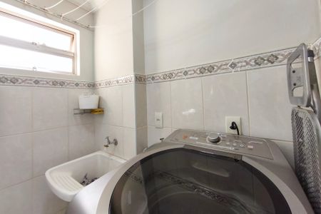 Apartamento à venda com 87m², 3 quartos e 1 vagaÁrea de Serviço