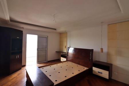 Casa de condomínio para alugar com 642m², 3 quartos e 6 vagasSuíte 1