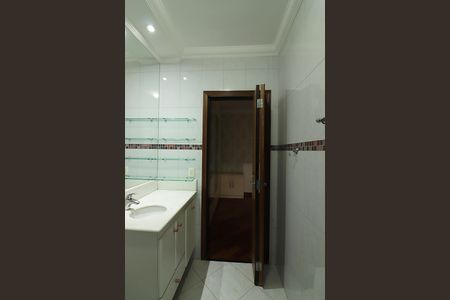 Casa de condomínio para alugar com 642m², 3 quartos e 6 vagasSuíte 3 Banheiro