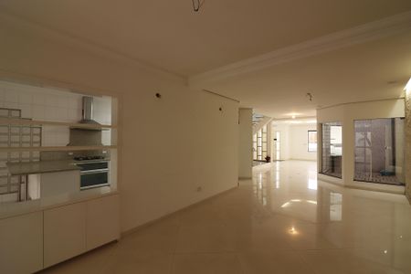 Casa de condomínio para alugar com 642m², 3 quartos e 6 vagasSala 2