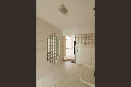 Casa de condomínio para alugar com 642m², 3 quartos e 6 vagasÁrea de Serviço