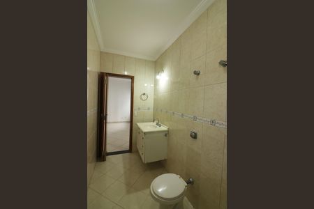 Casa de condomínio para alugar com 642m², 3 quartos e 6 vagasSuíte 4 Banheiro