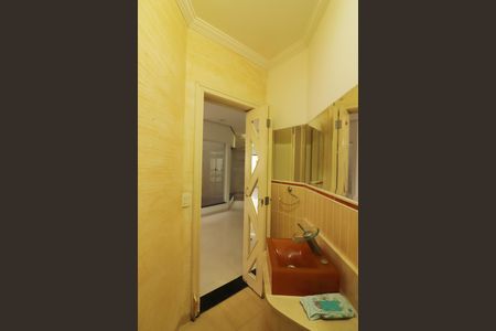 Casa de condomínio para alugar com 642m², 3 quartos e 6 vagasLavabo