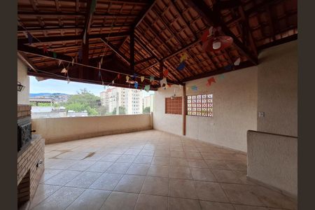 Casa à venda com 130m², 2 quartos e 1 vagaTerraço