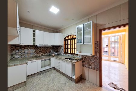 Casa à venda com 130m², 2 quartos e 1 vagaCozinha