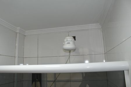 Banheiro de kitnet/studio para alugar com 1 quarto, 30m² em Higienópolis, São Paulo