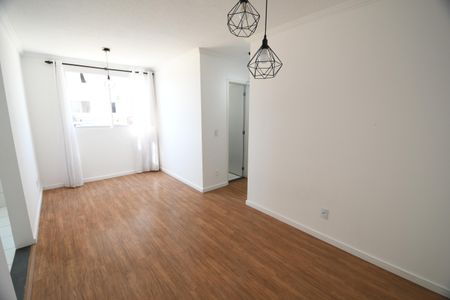 Sala de apartamento para alugar com 2 quartos, 46m² em Vila Miguel Vicente Cury, Campinas