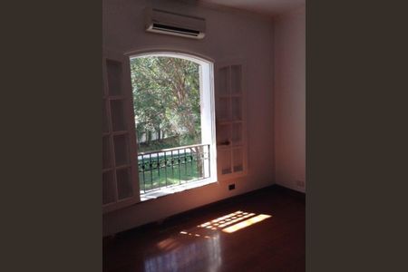 Casa à venda com 4 quartos, 500m² em Campo Belo, São Paulo