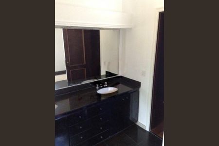 Casa à venda com 4 quartos, 500m² em Campo Belo, São Paulo