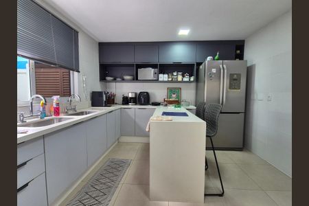 Casa de condomínio à venda com 180m², 3 quartos e 3 vagasCozinha