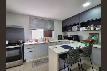 Casa de condomínio à venda com 180m², 3 quartos e 3 vagasCozinha