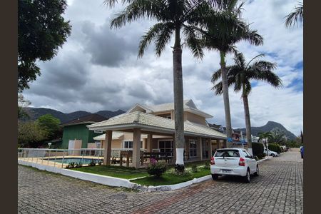 Casa de condomínio à venda com 180m², 3 quartos e 3 vagasÁrea comum