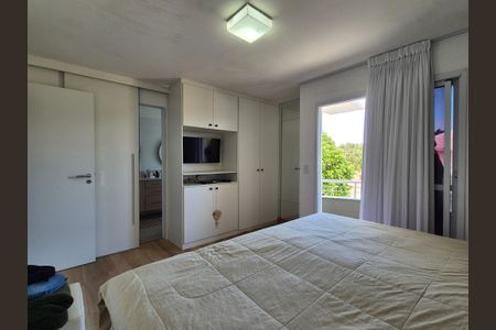 Casa de condomínio à venda com 180m², 3 quartos e 3 vagasSuíte 1