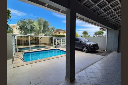 Casa de condomínio à venda com 180m², 3 quartos e 3 vagasVaranda gourmet