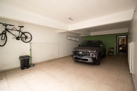 Casa à venda com 220m², 3 quartos e 5 vagasGaragem
