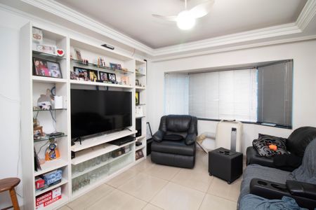 Casa à venda com 220m², 3 quartos e 5 vagasSala