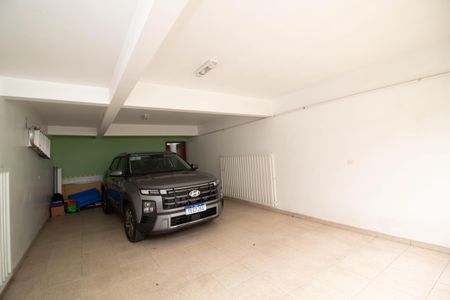 Casa à venda com 220m², 3 quartos e 5 vagasGaragem