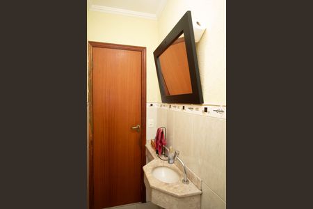 Casa à venda com 220m², 3 quartos e 5 vagasLavabo
