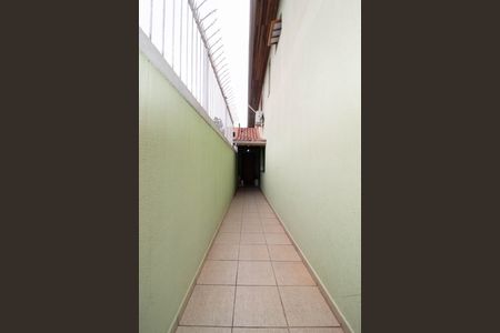 Casa à venda com 220m², 3 quartos e 5 vagasCorredor Externo