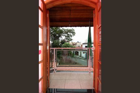 Casa à venda com 220m², 3 quartos e 5 vagasVaranda - Quarto 3