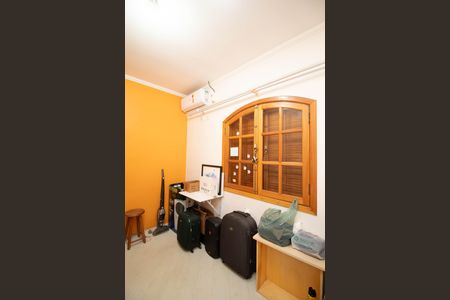 Casa à venda com 220m², 3 quartos e 5 vagasQuarto 2