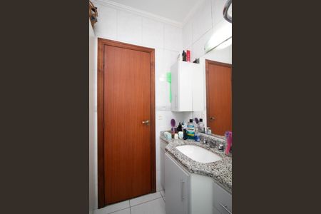Casa à venda com 220m², 3 quartos e 5 vagasBanheiro - Suíte