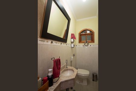 Casa à venda com 220m², 3 quartos e 5 vagasLavabo