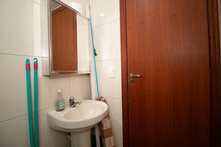 Casa à venda com 220m², 3 quartos e 5 vagasBanheiro - Espaço Gourmet  