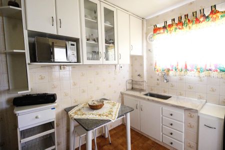 Apartamento à venda com 75m², 2 quartos e 1 vaga Apartamento à venda com 75m², 2 quartos e 1 vagaCozinha