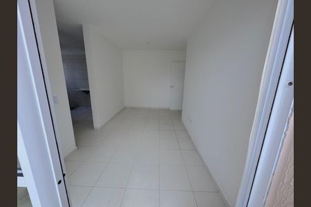 Sala de apartamento para alugar com 2 quartos, 48m² em Conceição, Diadema