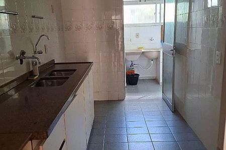 Apartamento à venda com 4 quartos, 200m² em Funcionários, Belo Horizonte