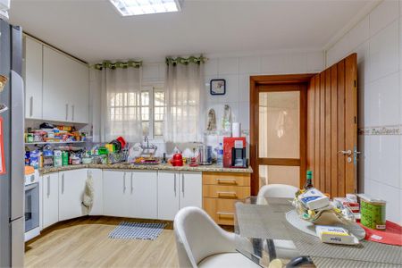 Casa à venda com 3 quartos, 173m² em Vila Campo Grande, São Paulo