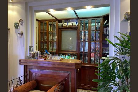 Apartamento à venda com 4 quartos, 273m² em Alto de Pinheiros, São Paulo