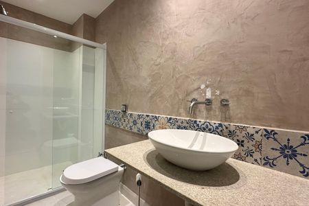 Apartamento à venda com 168m², 4 quartos e 1 vagaBanheiro Social