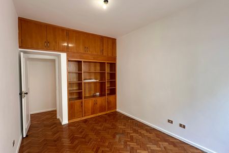 Apartamento à venda com 168m², 4 quartos e 1 vagaQuarto 01
