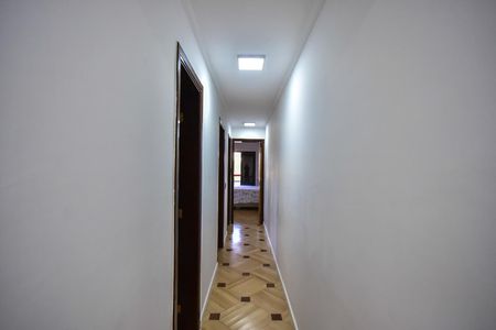 Apartamento à venda com 90m², 3 quartos e 2 vagasCorredor