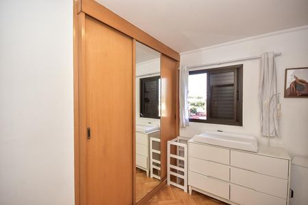 Apartamento à venda com 90m², 3 quartos e 2 vagasQuarto 2