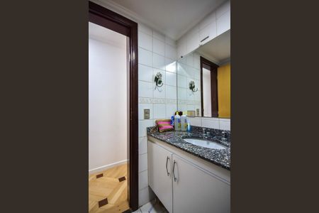 Apartamento à venda com 90m², 3 quartos e 2 vagasBanheiro Social
